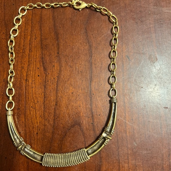 Stella And Dot Gold tone Statement Necklace - Picture 5 of 5